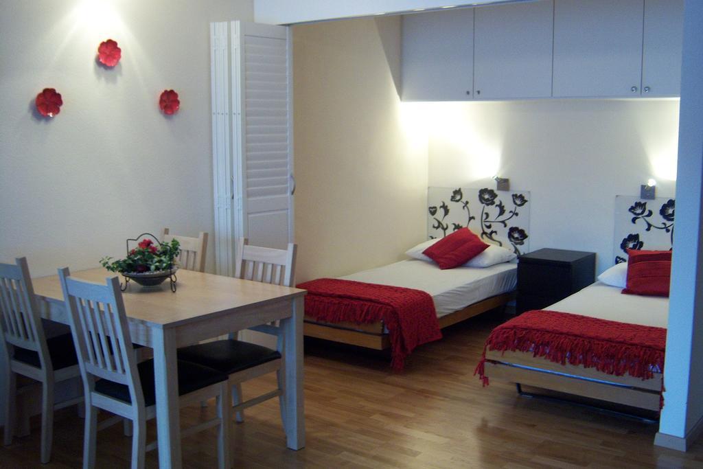 フリムスEdelweiss Residenza Quadraアパートメント エクステリア 写真